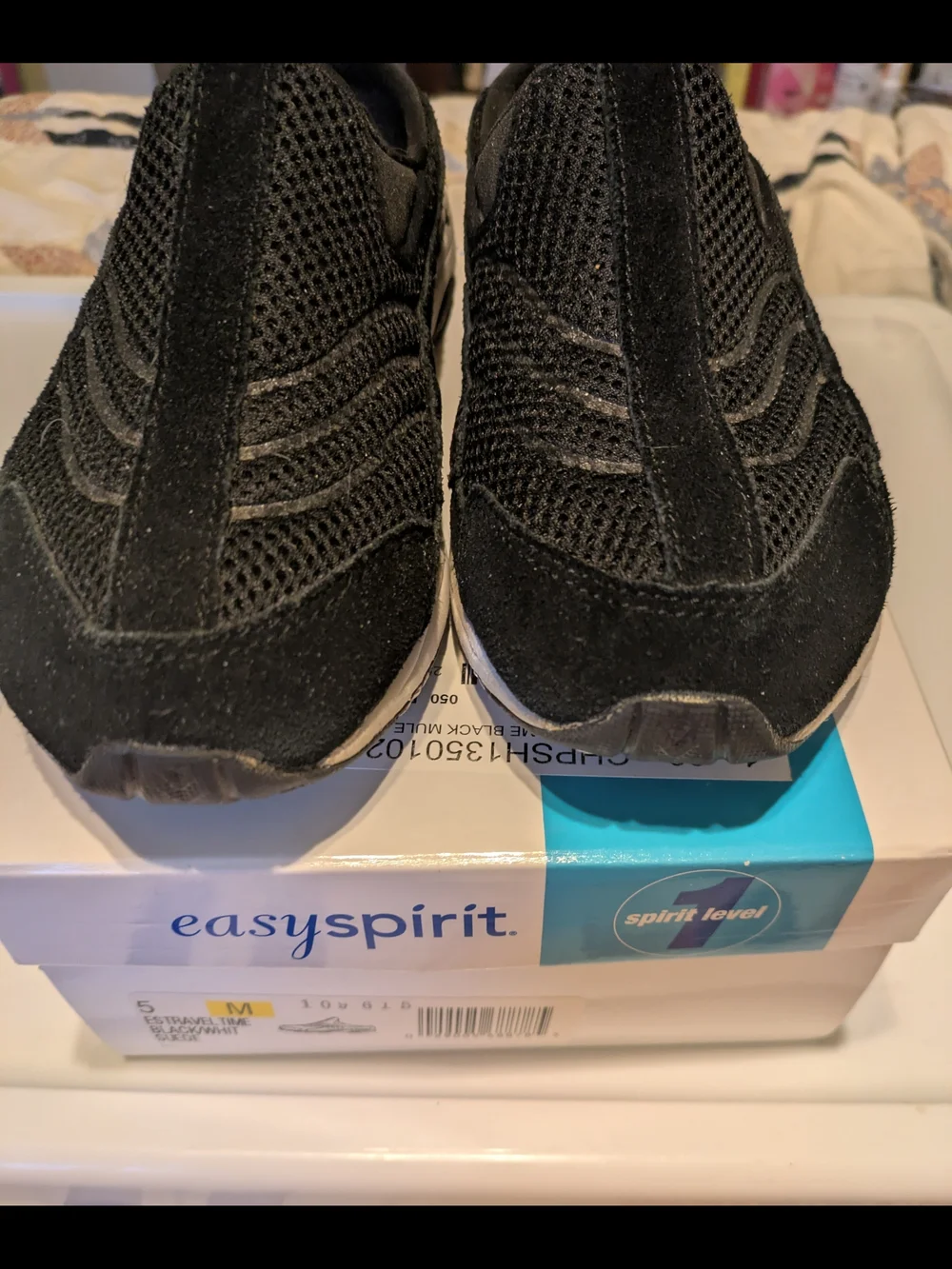 Easy Spirit Black Slip-On Mesh/Suede Clogs - Picture 5 of 10